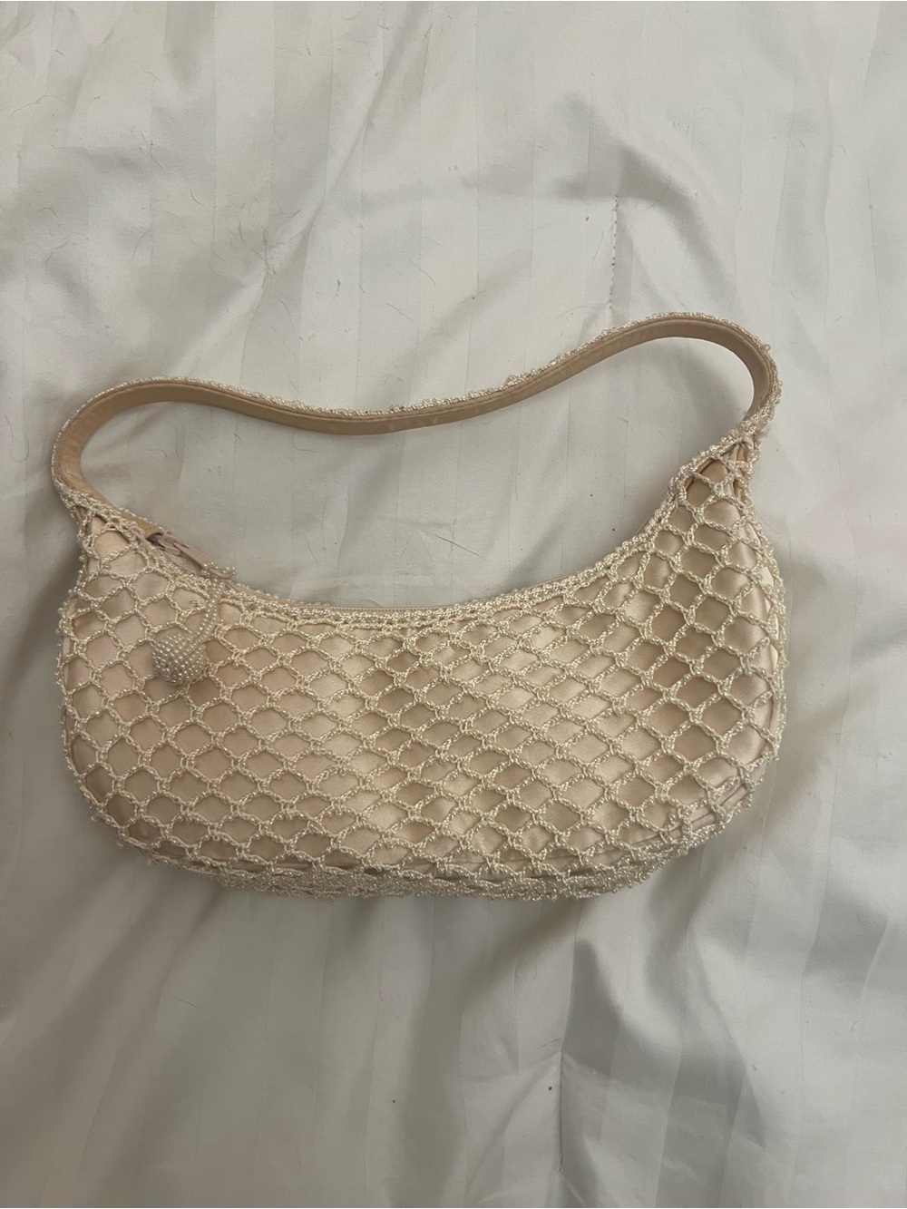 La Regale Beige Net Overlay Beaded Shoulder Bag Cream Vintage Style Purse